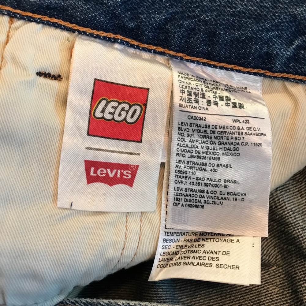 LEVI”S x LEGO 2020 Limited Edition Customizable 501 Jeans - Picture 11 of 14